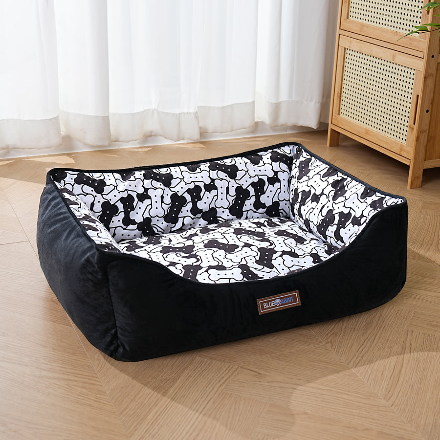 Black & White Bone Pattern Dog Bed